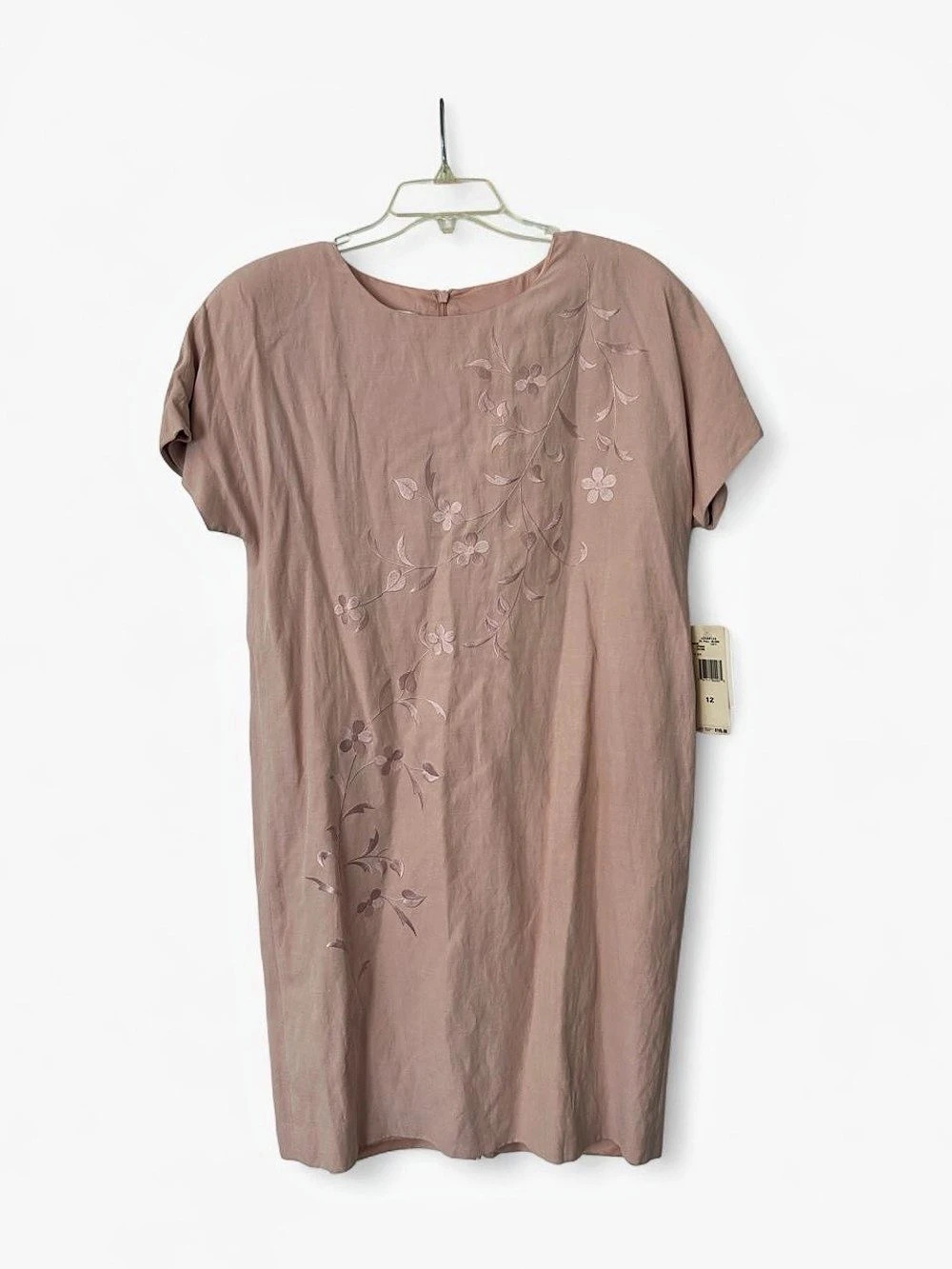 Blush pink 1990s/Y2K Jones New York dress with embroidered floral design